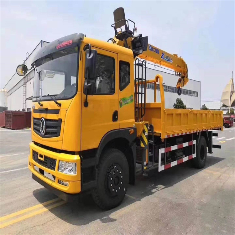 巴州附近找一辆随车吊出租