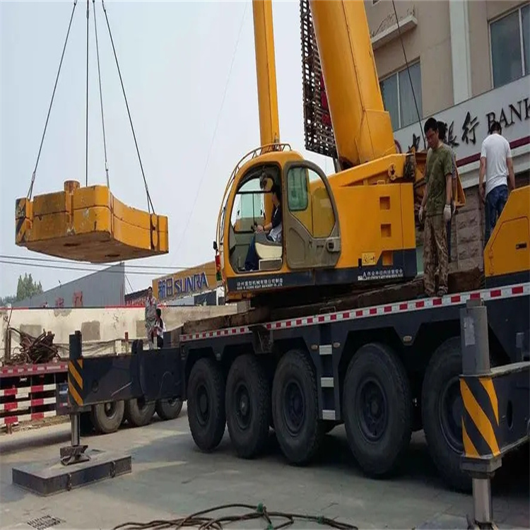 巴州吊车怎么吊玻璃